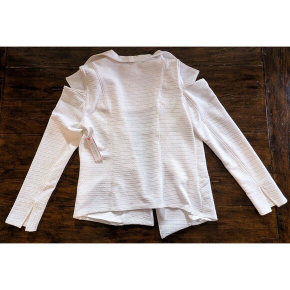 NWT Bisou Bisou L White Cold Shoulder Blazer Cardigan Jacket Textured Knit - Picture 8 of 11
